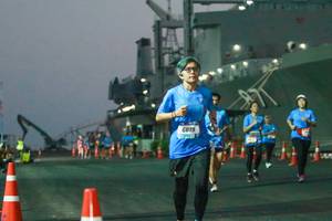 BIB: 6019
                            <button type="button" onclick="openModal(3464623)" class="btn btn-primary btn-sm float-right btn-popup" data-toggle="modal" data-target=".modal-high-quality">
                        <i class="fas fa-shopping-cart"></i> Add to Cart
                    </button>
                                            <button type="button" onclick="isThisMe(3464623, true)" class="btn btn-success btn-sm float-right btn-popup btn-isme hidden" data-toggle="tooltip" data-placement="bottom" title="นี่คือรูปของคุณใช่ไหม คลิกที่นี่เพื่อเอาเข้าอัลบั้ม">
                        <i class="fas fa-plus"></i> Add to album
                    </button>
                    <button type="button" onclick="isThisMe(3464623, false)" class="btn btn-warning btn-sm float-right btn-popup btn-isnotme hidden">
                        <i class="fas fa-ban"></i> Remove from album
                    </button>